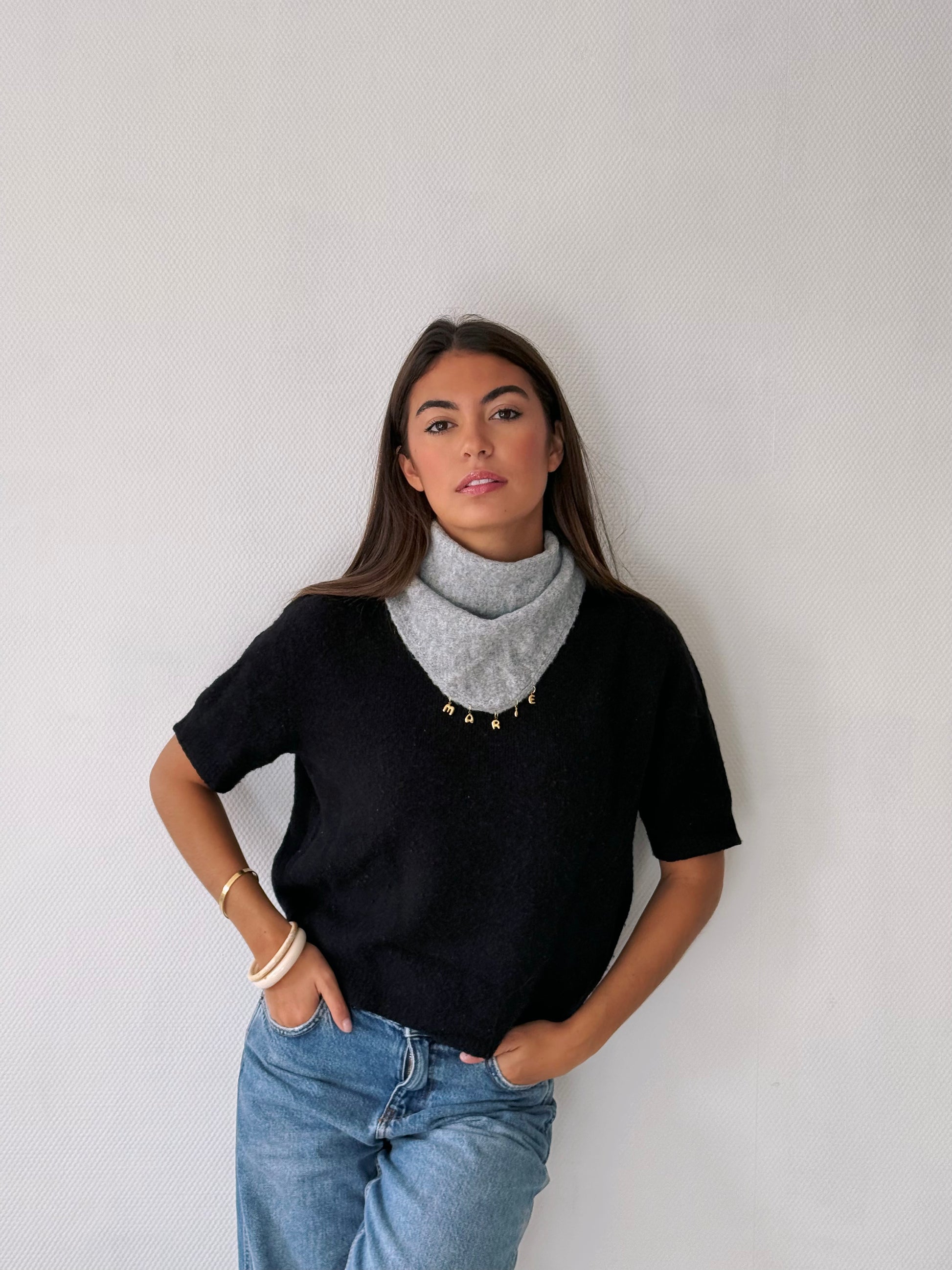 Foulard bandana en maille gris avec charms, Gris 3